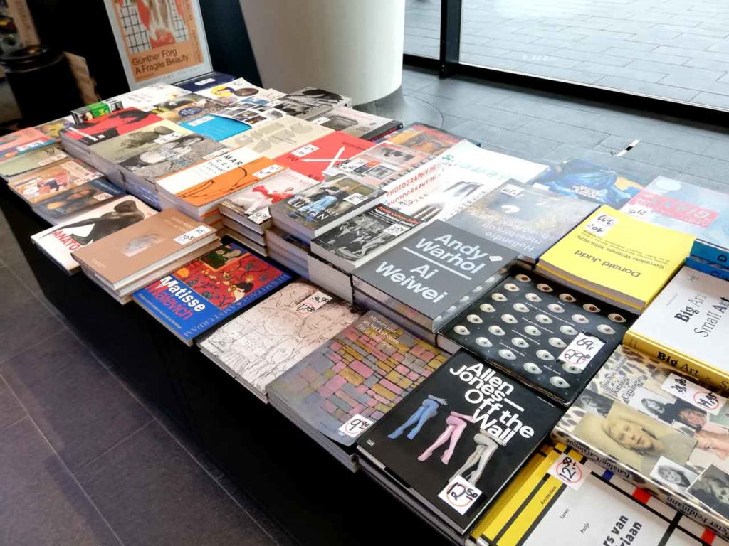 Visiter le musée Stedelijk / Musée d’art contemporain à Amsterdam
