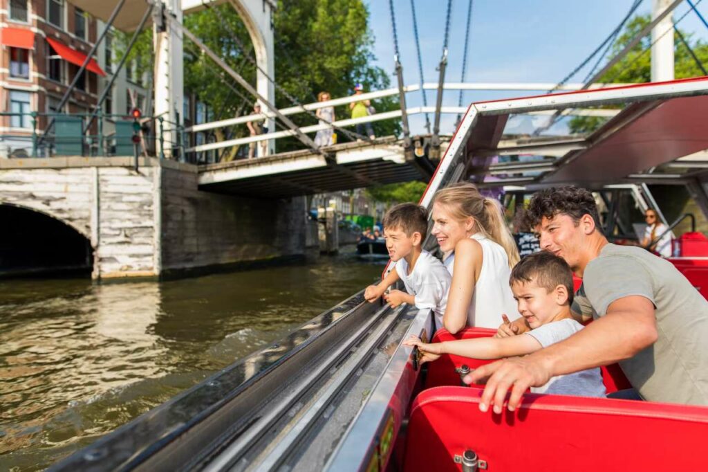 Croisière Lovers sur les canaux pour les enfants Croisière Lovers sur les canaux pour les enfants